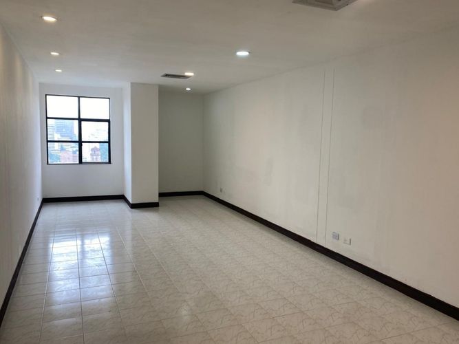 Oficina en arriendo en El Poblado, Medellín, 40 m² · foto 14 de 15