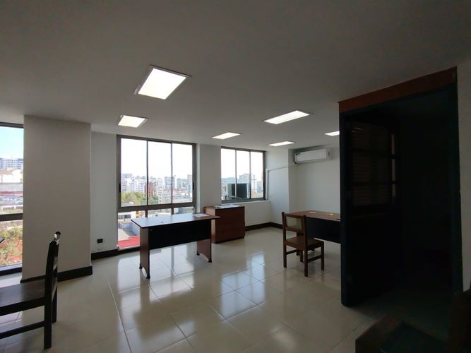 Oficina en arriendo en San Jose Sur, Pereira, 51 m² · foto 4 de 10