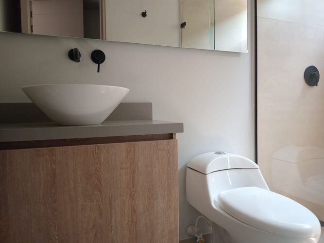 Apartamento de 3 alcobas en venta en El Poblado, Medellín, 220 m² · foto 5 de 18