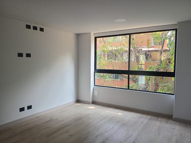 Apartamento de 3 alcobas en venta en El Poblado, Medellín, 220 m² · foto 16 de 18