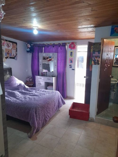Casa de 6 alcobas en venta en San Nicolas, Soacha, 120 m² · foto 7 de 17
