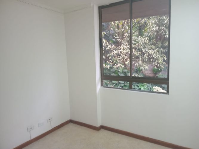 Apartamento de 4 alcobas en arriendo en El Poblado, Medellín, 90 m² · foto 12 de 17