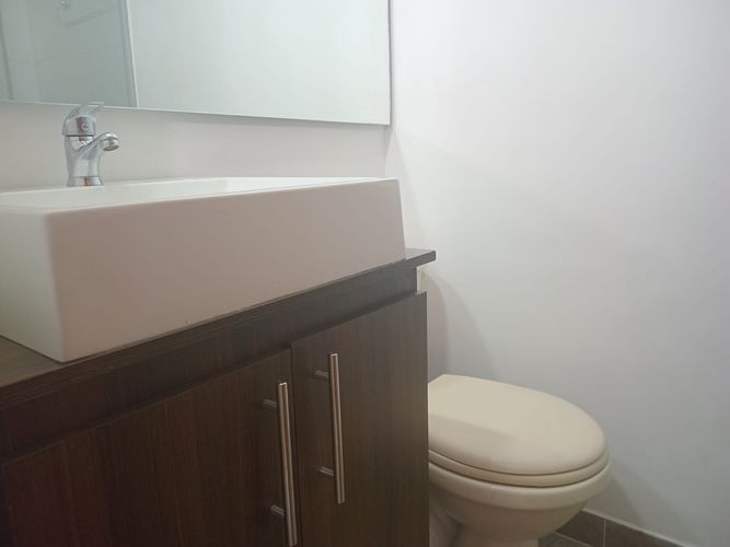 Apartamento de 4 alcobas en arriendo en El Poblado, Medellín, 90 m² · foto 13 de 17
