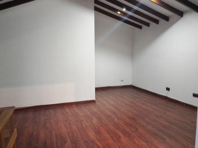 Casa de 4 alcobas en venta en El Poblado, Medellín, 390 m² · foto 5 de 19