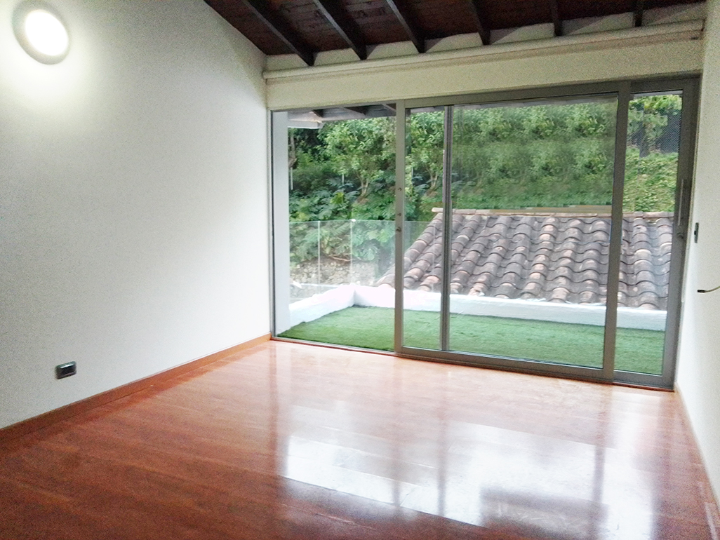 Casa en arriendo en El Poblado, Medellín · foto 16 de 19