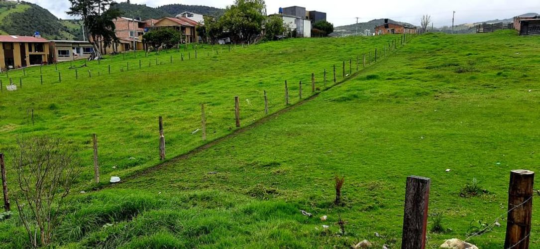 Lote en venta en Centro, La Calera, 13419 m² · foto 4 de 11