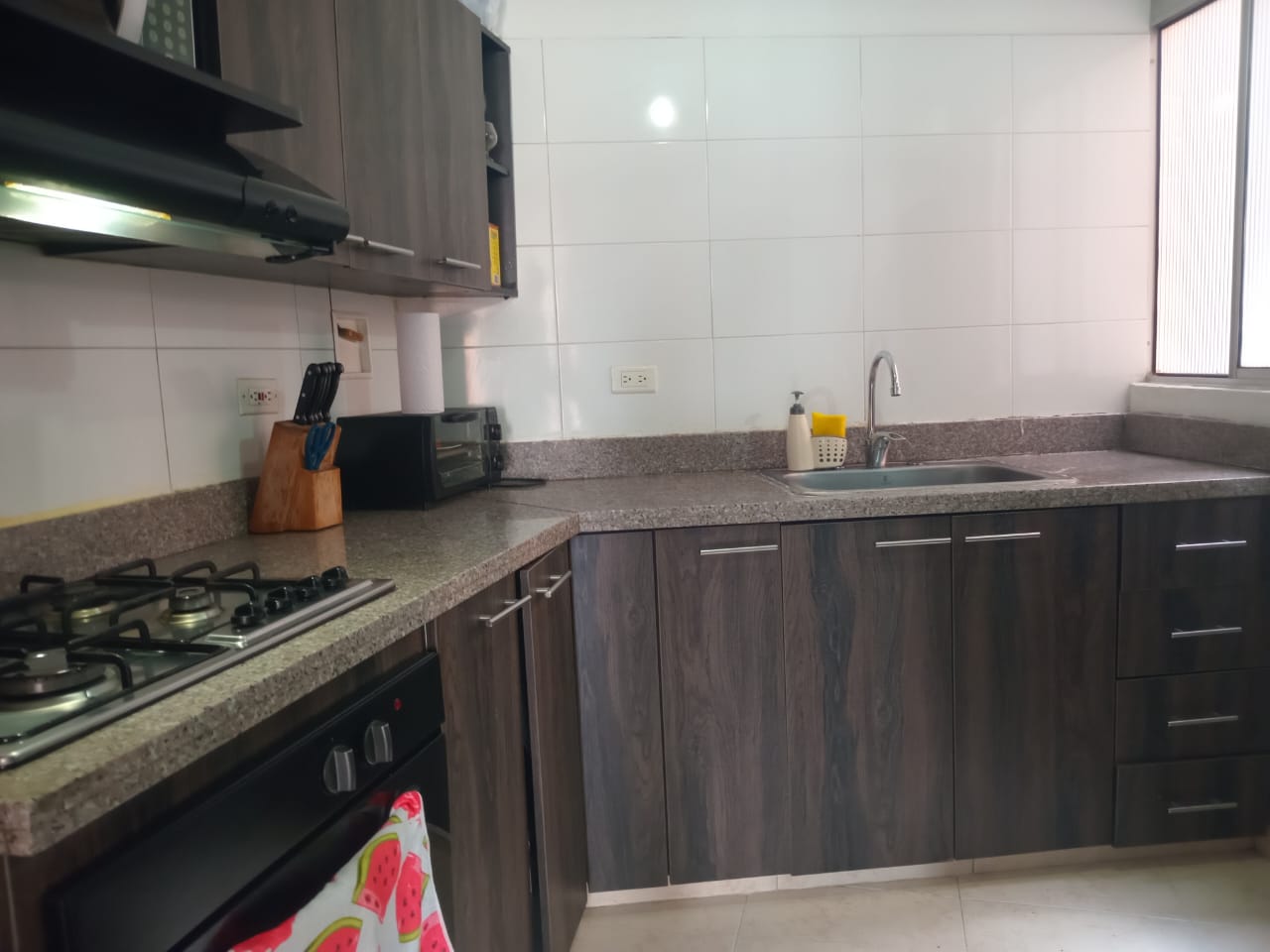 Apartamento en venta en El Poblado, Medellín · foto 5 de 18
