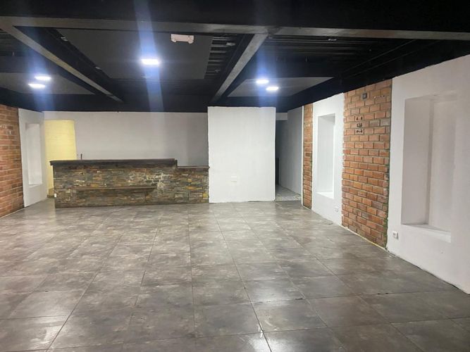 Local en arriendo en El Poblado, Medellín, 185 m² · foto 7 de 19