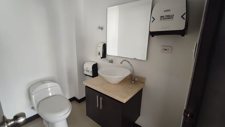 Oficina en arriendo en El Centro, Manizales, 150 m² · foto 16 de 20