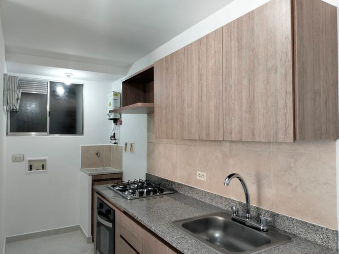 Apartamento de 2 alcobas en arriendo en El Poblado, Medellín, 68 m² · foto 14 de 14
