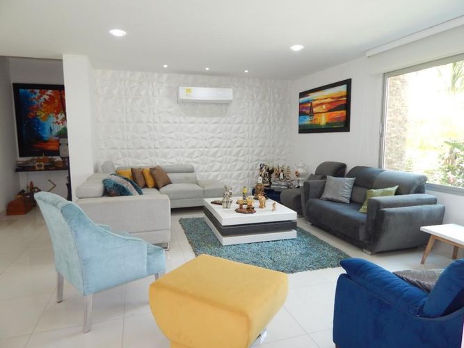 Casa de 5 alcobas en venta en Villa Campestre, Barranquilla, 425 m² · foto 3 de 15