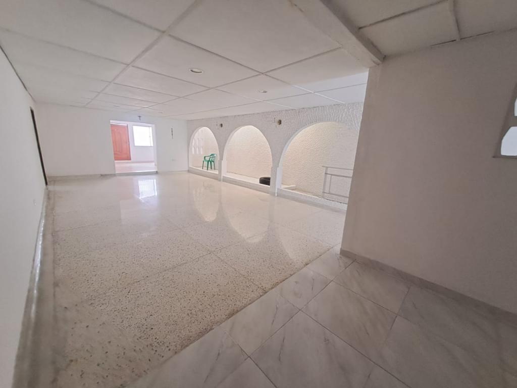 Casa en venta en Ciudad Jardin, Barranquilla · foto 3 de 23