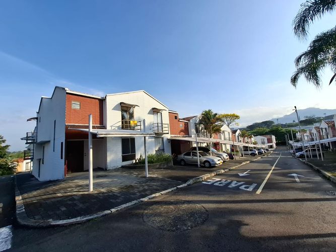 Casa de 4 alcobas en venta en Coralina, Pereira, 96 m² · foto 13 de 24