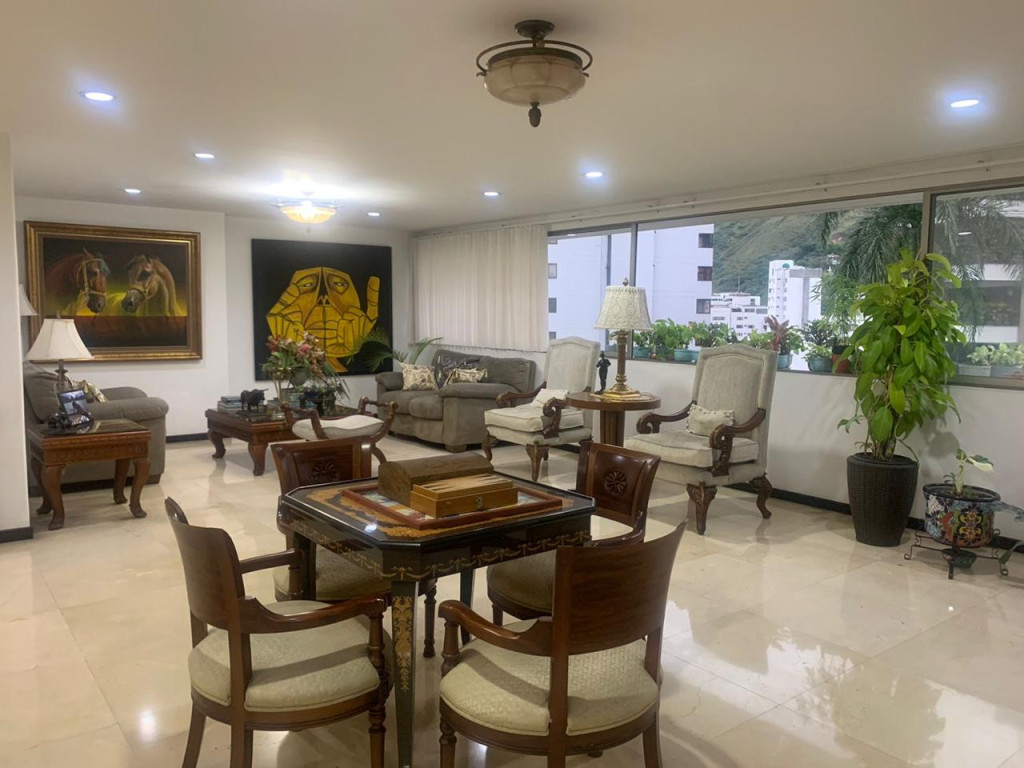 Apartamento en venta en La Arboleda, Cali · foto 5 de 24