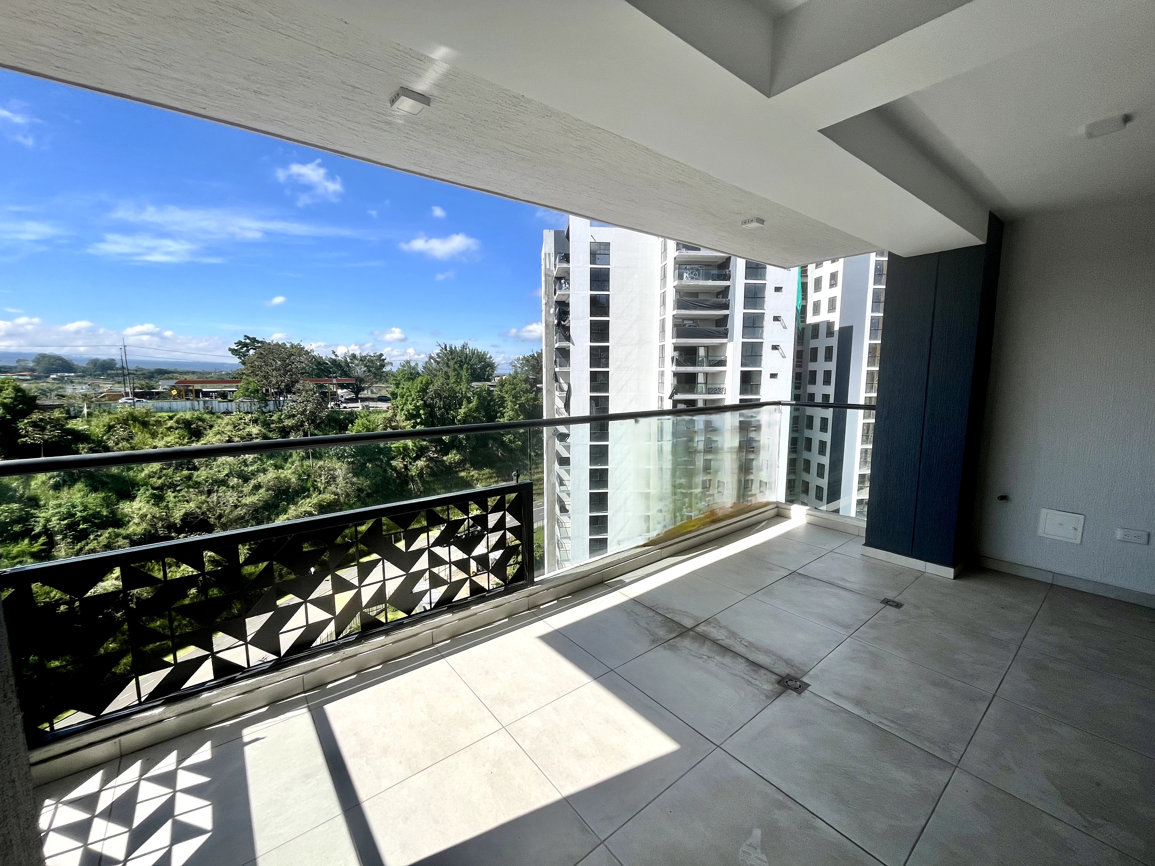 Apartamento en venta en Cerritos, Pereira · foto 2 de 24