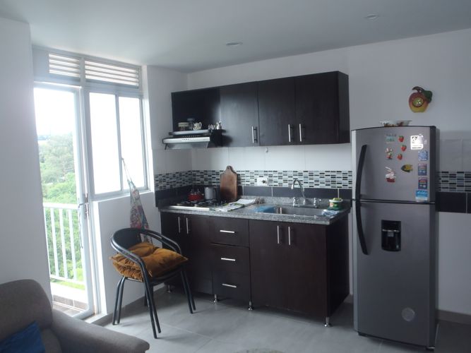 Apartamento de 2 alcobas en venta en Los Profesionales, Armenia, 54 m² · foto 10 de 14
