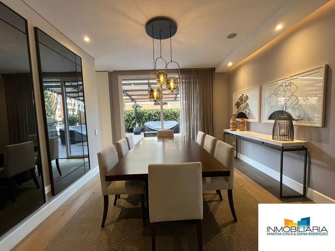 Apartamento de 3 alcobas en venta en Chico, Bogotá, 236 m² · foto 6 de 24