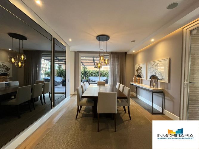 Apartamento de 3 alcobas en venta en Chico, Bogotá, 236 m² · foto 7 de 24