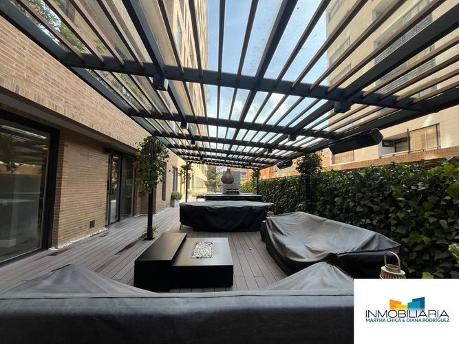 Apartamento de 3 alcobas en venta en Chico, Bogotá, 236 m² · foto 9 de 24