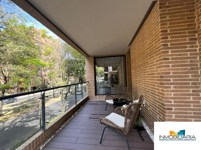 Apartamento de 3 alcobas en venta en Chico, Bogotá, 236 m² · foto 13 de 24