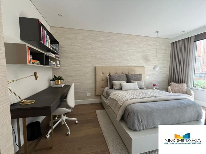 Apartamento de 3 alcobas en venta en Chico, Bogotá, 236 m² · foto 22 de 24