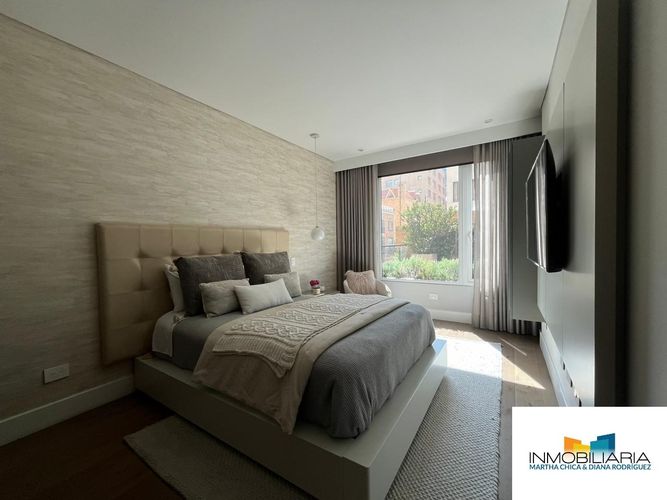 Apartamento de 3 alcobas en venta en Chico, Bogotá, 236 m² · foto 24 de 24