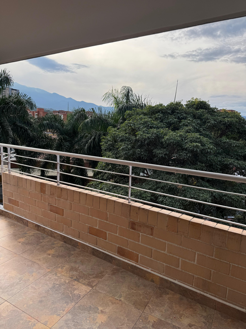 Apartamento de 4 alcobas en venta en Ciudad Jardin, Cali, 138 m² · foto 18 de 19