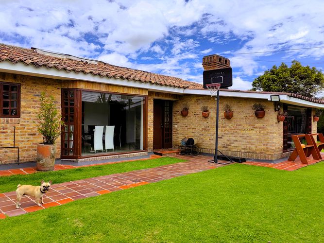 Casa de 3 alcobas en venta en San Jose De Bavaria, Bogotá, 200 m² · foto 24 de 24