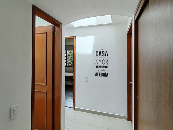 Casa de 3 alcobas en venta en San Jose De Bavaria, Bogotá, 200 m² · foto 8 de 24