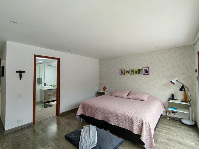 Casa de 3 alcobas en venta en San Jose De Bavaria, Bogotá, 200 m² · foto 16 de 24