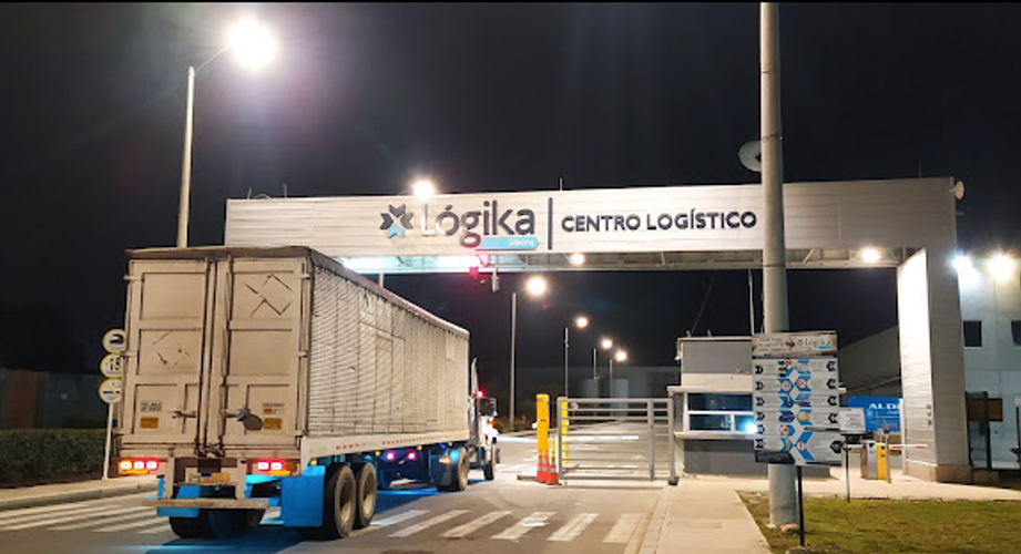 Bodega en arriendo en Boyero, Madrid, 2750 m² · foto 7 de 15