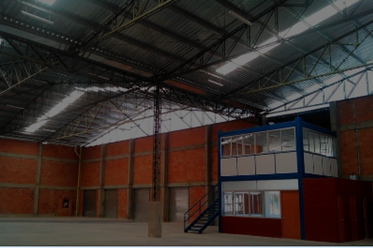 Bodega en arriendo en Boyero, Madrid, 4800 m² · foto 12 de 18