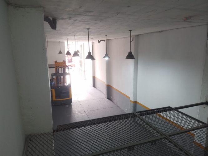 Bodega en arriendo en Trinidad, Medellín, 130 m² · foto 9 de 13