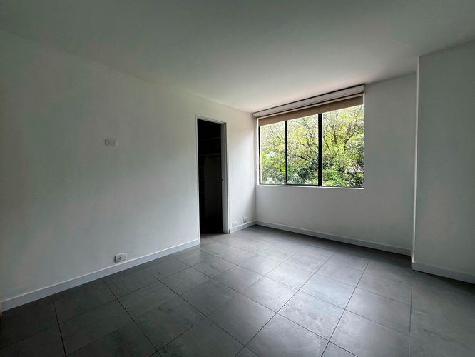 Apartamento de 3 alcobas en venta en El Diamante No. 2, Medellín, 102 m² · foto 13 de 17