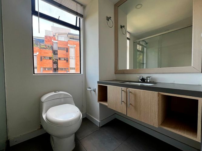 Apartamento de 3 alcobas en venta en El Diamante No. 2, Medellín, 102 m² · foto 16 de 17