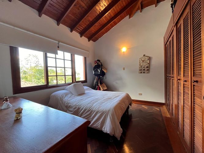 Casa de 3 alcobas en venta en Loma Del Chocho, Envigado, 415 m² · foto 10 de 20