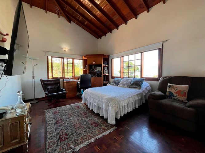 Casa de 3 alcobas en venta en Loma Del Chocho, Envigado, 415 m² · foto 13 de 20