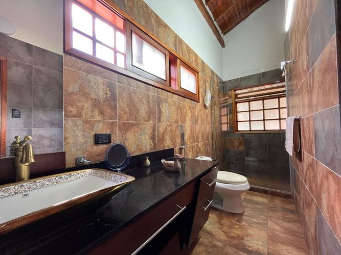 Casa de 3 alcobas en venta en Loma Del Chocho, Envigado, 415 m² · foto 16 de 20