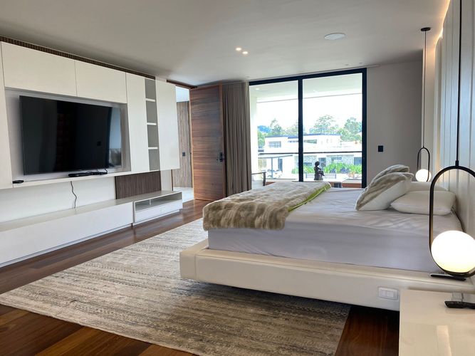 Casa de 5 alcobas en venta en Llano Grande, Rionegro, 800 m² · foto 8 de 18