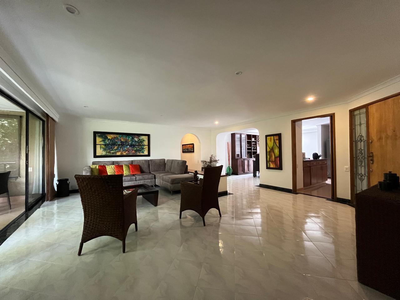 Apartamento en arriendo en El Poblado, Medellín · foto 3 de 20