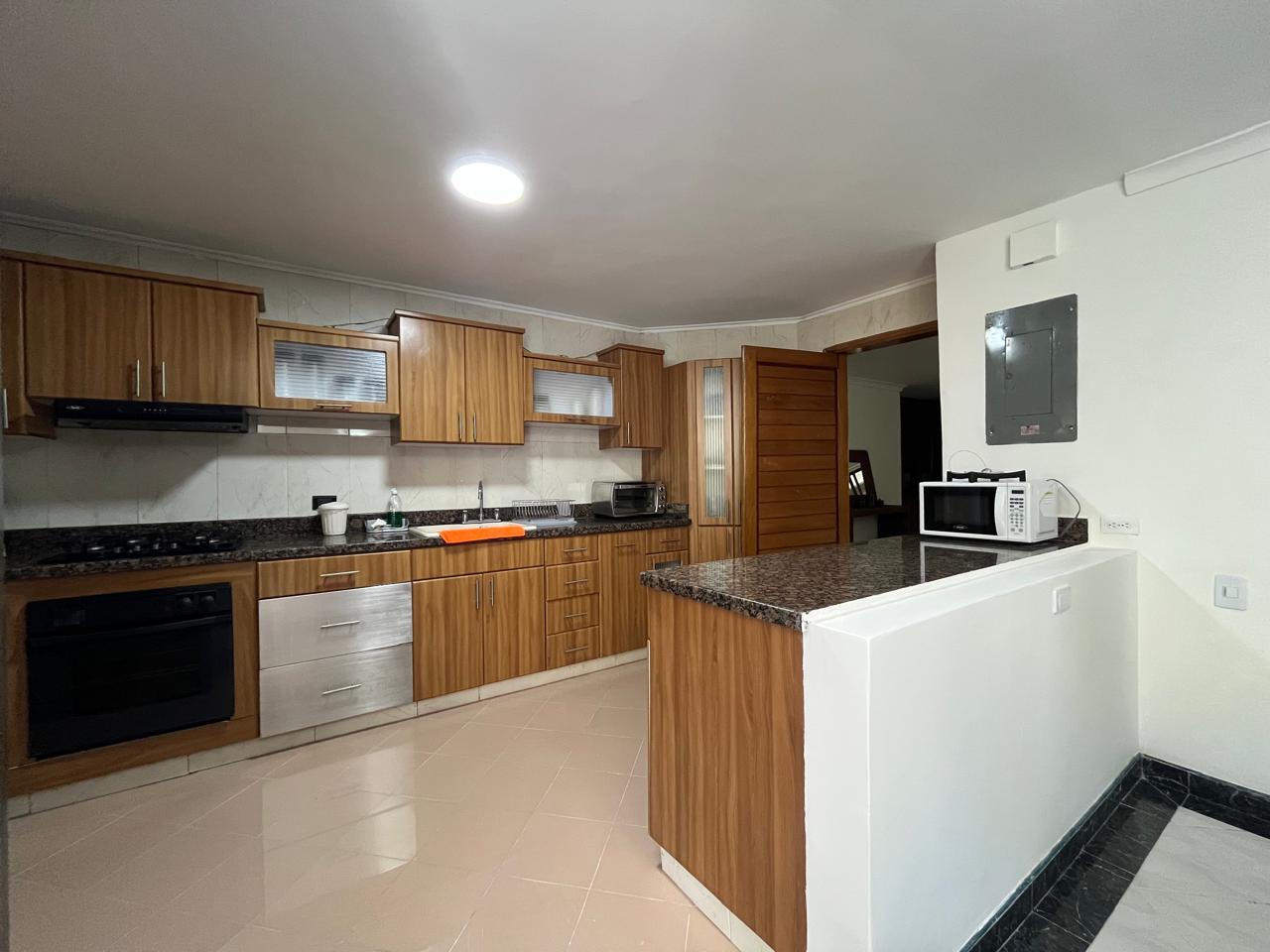Apartamento en arriendo en El Poblado, Medellín · foto 8 de 20