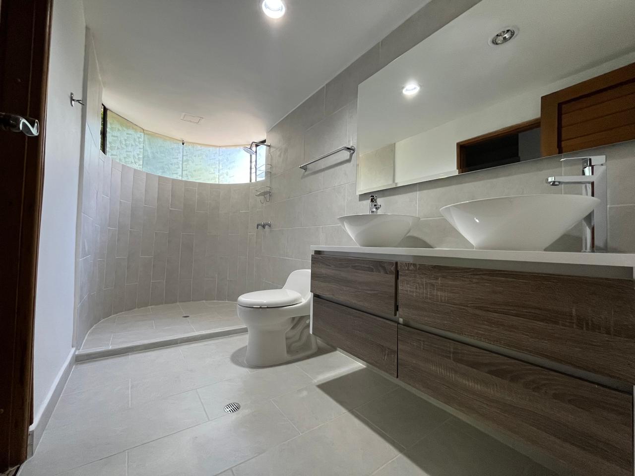 Apartamento en arriendo en El Poblado, Medellín · foto 17 de 20
