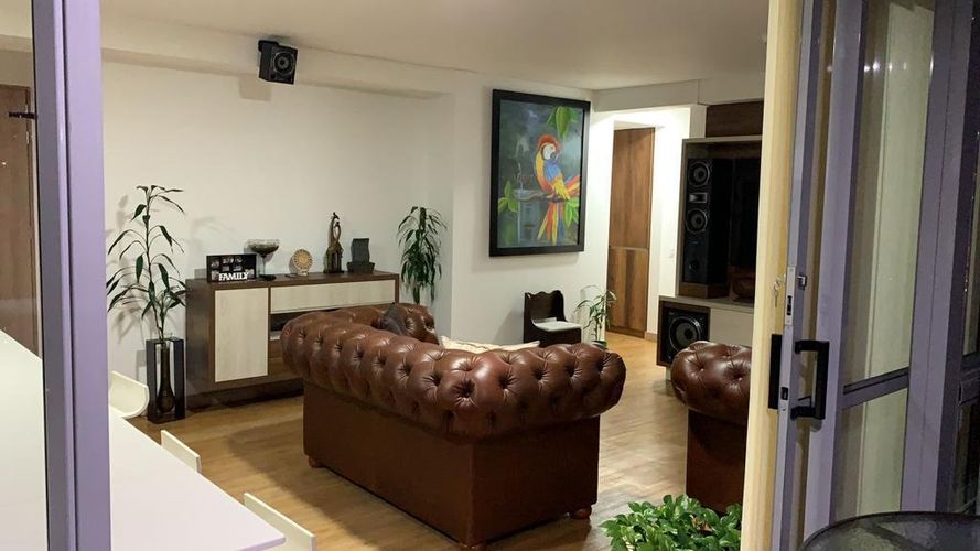 Apartamento de 3 alcobas en arriendo en El Poblado, Medellín, 94 m² · foto 3 de 14