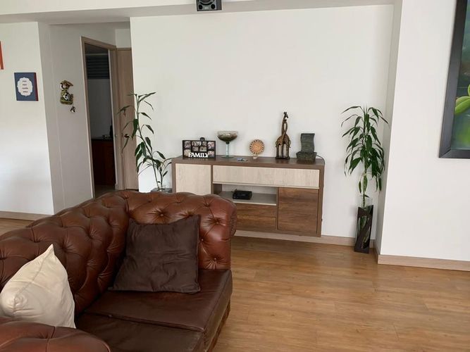 Apartamento de 3 alcobas en arriendo en El Poblado, Medellín, 94 m² · foto 5 de 14