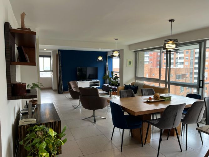 Apartamento de 2 alcobas en arriendo en El Poblado, Medellín, 96 m² · foto 3 de 15