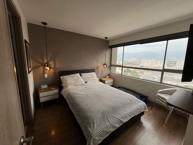 Apartamento de 2 alcobas en arriendo en El Poblado, Medellín, 96 m² · foto 9 de 15