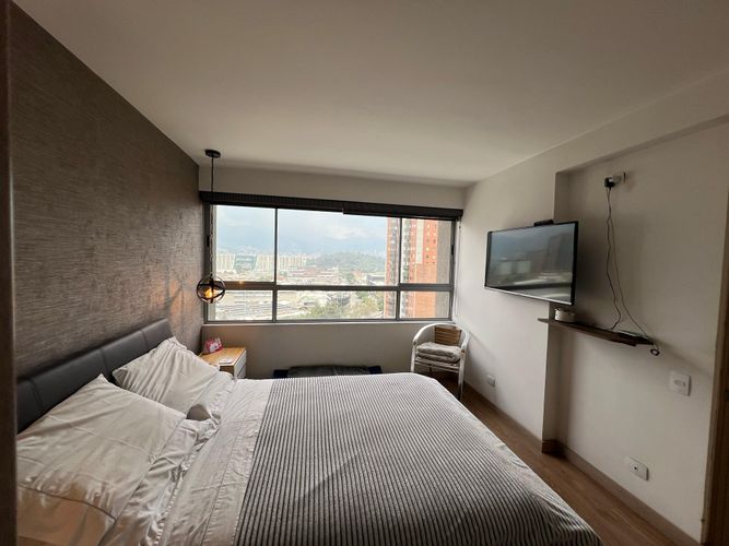 Apartamento de 2 alcobas en arriendo en El Poblado, Medellín, 96 m² · foto 12 de 15
