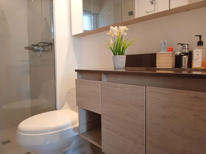 Apartamento de 2 alcobas en arriendo en El Poblado, Medellín, 96 m² · foto 14 de 15