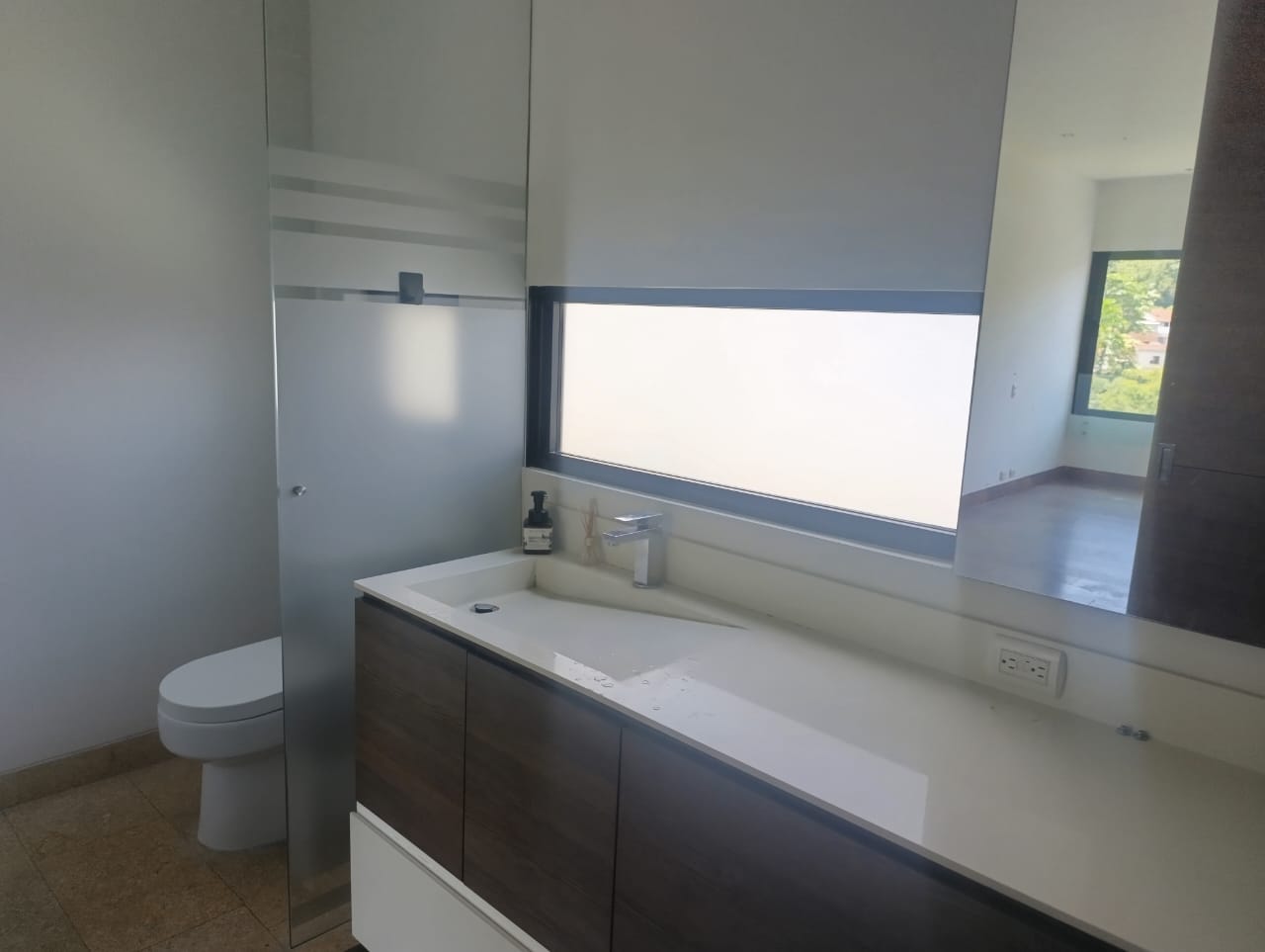Apartamento en arriendo en El Poblado, Medellín · foto 16 de 17