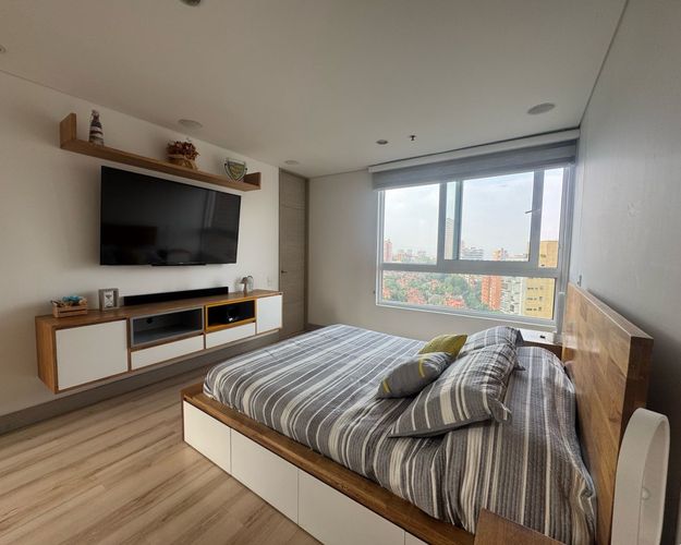Apartamento de 3 alcobas en venta en El Poblado, Medellín, 152 m² · foto 8 de 13